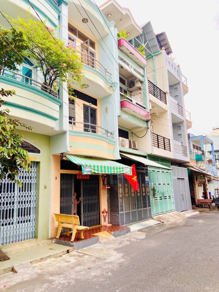 BÁN NHÀ HXH LẠC LONG QUÂN-KHUÔN ĐẤT ĐẸP-4X15m-2tANG-HĐT 12TR-GIÁ 7.5 TỶ